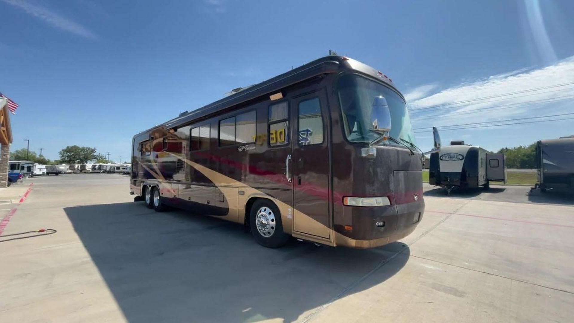 2003 MONACO EXECUTIVE 40DS (1RF14551X31) , Length: 41 ft | Slides: 2 transmission, located at 4319 N Main Street, Cleburne, TX, 76033, (817) 221-0660, 32.435829, -97.384178 - Photo#3