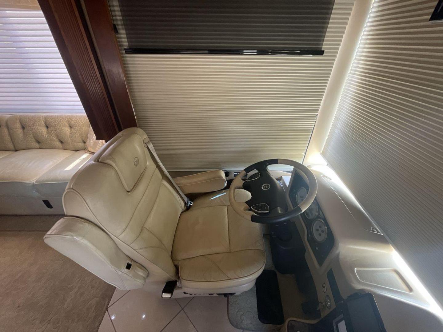 2006 TAN DES MONACO SIGNATURE COMMANDER (1RF17561561) , located at 4319 N Main Street, Cleburne, TX, 76033, (817) 221-0660, 32.435829, -97.384178 - The 2006 Monaco Signature 45 is the ultimate in luxury and speed. It is a diesel pusher motorhome that oozes class and precision engineering. This 45-foot wonder shows how dedicated Monaco is to quality work and new ideas. The Signature 45 has a strong diesel engine and is well-built, so it has a sm - Photo#23