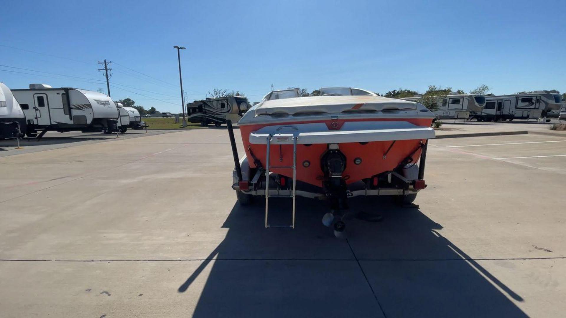 2007 ORANGE BAJA ISLANDER 202 (AGC47079A70) , Length: 21.92 ft. transmission, located at 4319 N Main Street, Cleburne, TX, 76033, (817) 221-0660, 32.435829, -97.384178 - The 2007 Baja Islander 202 is an exciting boat that's great for people who want to have fun on the water. It is great for traveling, water sports, and fishing because it looks good and moves quickly. The Islander 202 is a small but useful 20 feet boat that is easy to move and tow, which makes it a g - Photo#8