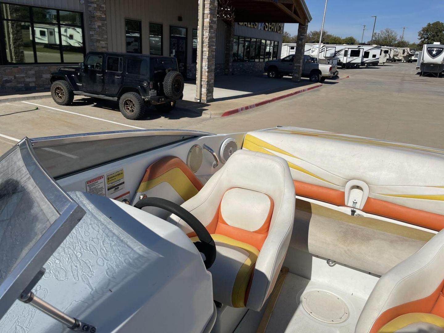 2007 ORANGE BAJA ISLANDER 202 (AGC47079A70) , Length: 21.92 ft. transmission, located at 4319 N Main Street, Cleburne, TX, 76033, (817) 221-0660, 32.435829, -97.384178 - The 2007 Baja Islander 202 is an exciting boat that's great for people who want to have fun on the water. It is great for traveling, water sports, and fishing because it looks good and moves quickly. The Islander 202 is a small but useful 20 feet boat that is easy to move and tow, which makes it a g - Photo#18