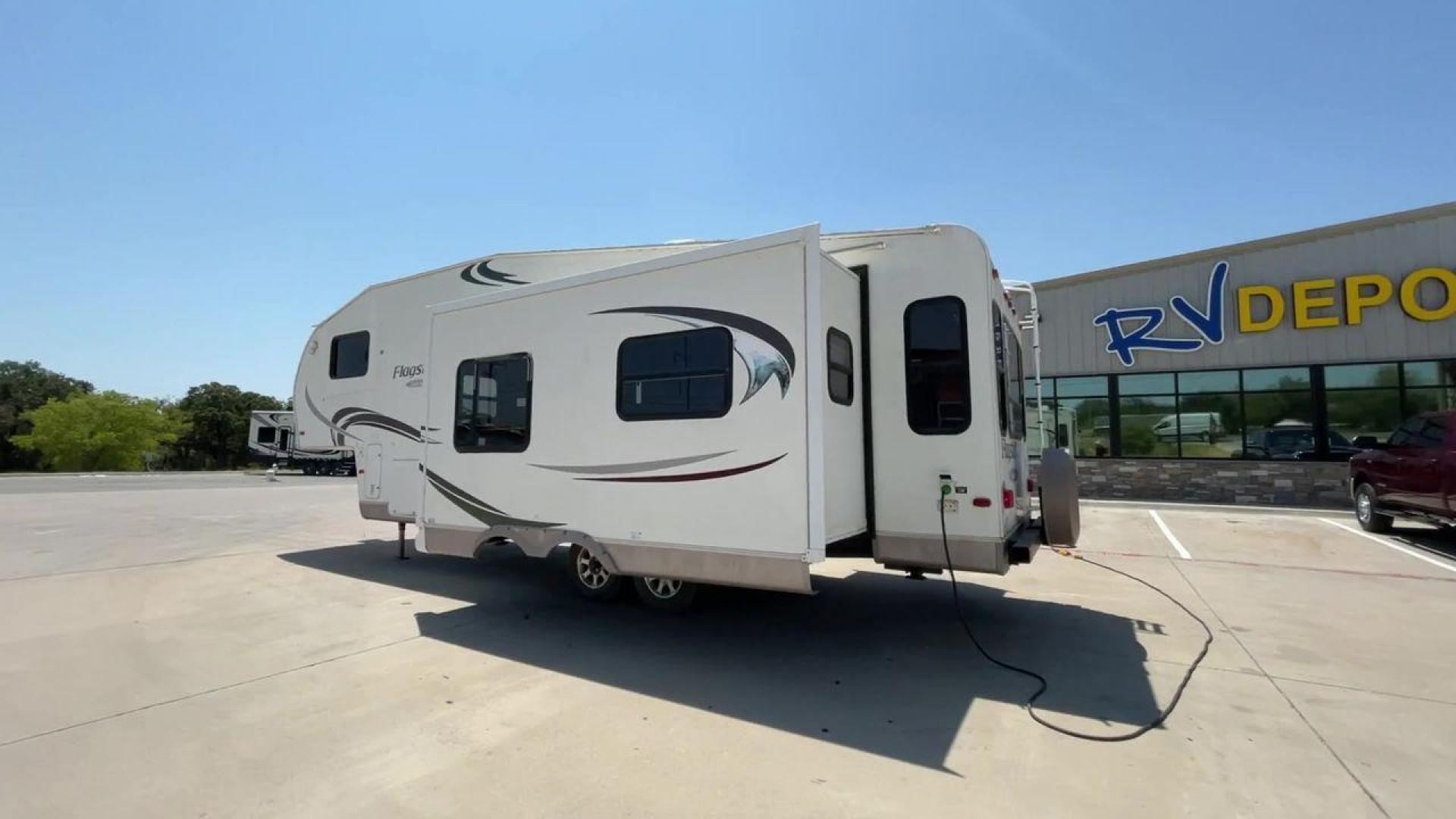 2010 WHITE FLAGSTAFF 8528CKSS - (4X4FFLD20A1) , Length: 30 ft. | Dry Weight: 6,877 lbs. | Slides: 2 transmission, located at 4319 N Main Street, Cleburne, TX, 76033, (817) 221-0660, 32.435829, -97.384178 - The 2010 Flagstaff 8528CKSS CT is a well-crafted and compact travel trailer designed for comfort and convenience on the road. With a length of 30 feet 11 inches, a width of 8 feet, and a height of 12 feet 7 inches, this trailer offers a balance of space and maneuverability. Its thoughtful constructi - Photo#7