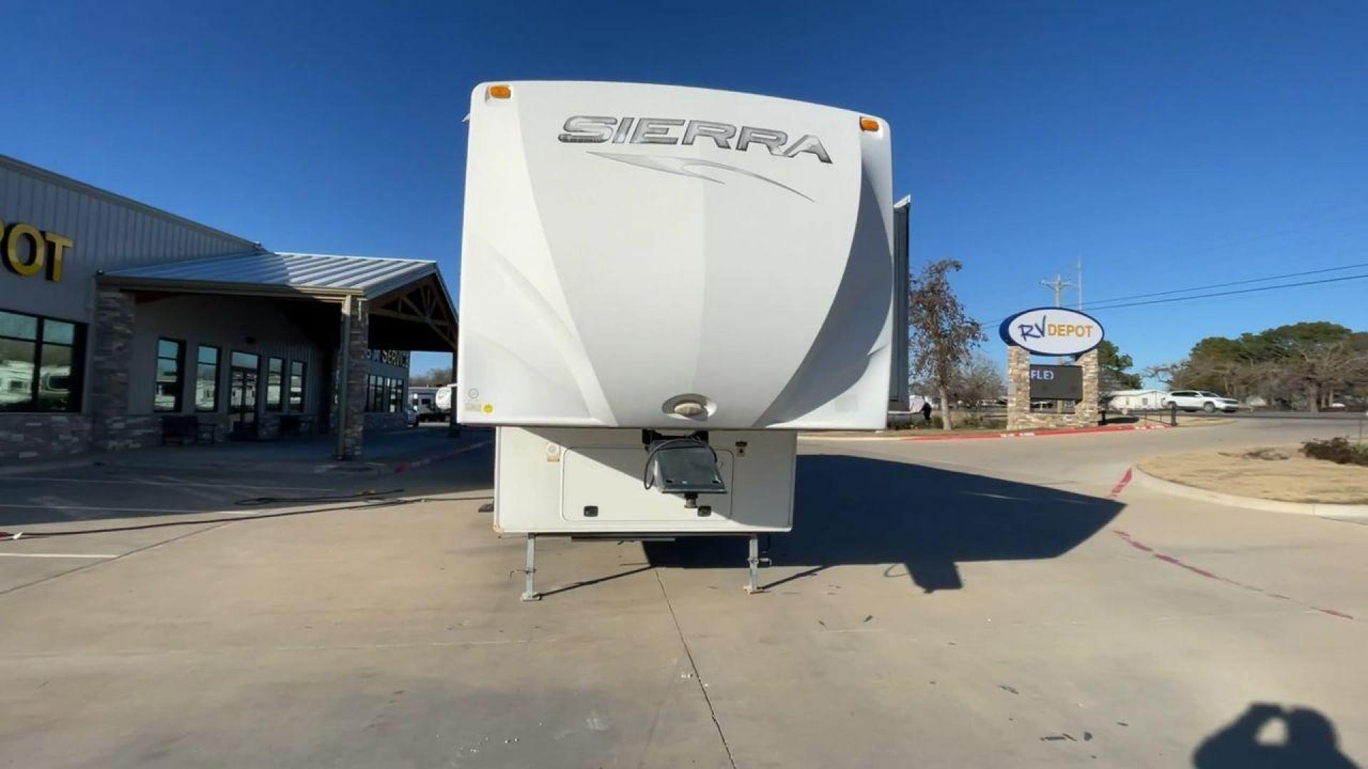 2011 WHITE FOREST RIVER SIERRA (4X4FSEN20BJ) , Length: 41.58 ft. | Dry Weight: 11,873 lbs. | Gross Weight: 14,060 lbs. | Slides: 4 transmission, located at 4319 N Main Street, Cleburne, TX, 76033, (817) 221-0660, 32.435829, -97.384178 - Enjoy your journeys as treasured chapters in your life, and turn every road into your family's playground in the 2011 Forest River Sierra 365SAQ. The measurements for this unit are 41.58 ft in length by 13 ft in height. It has a dry weight of 11,873 lbs with a GVWR of about 14,060 lbs and a hitch we - Photo#4