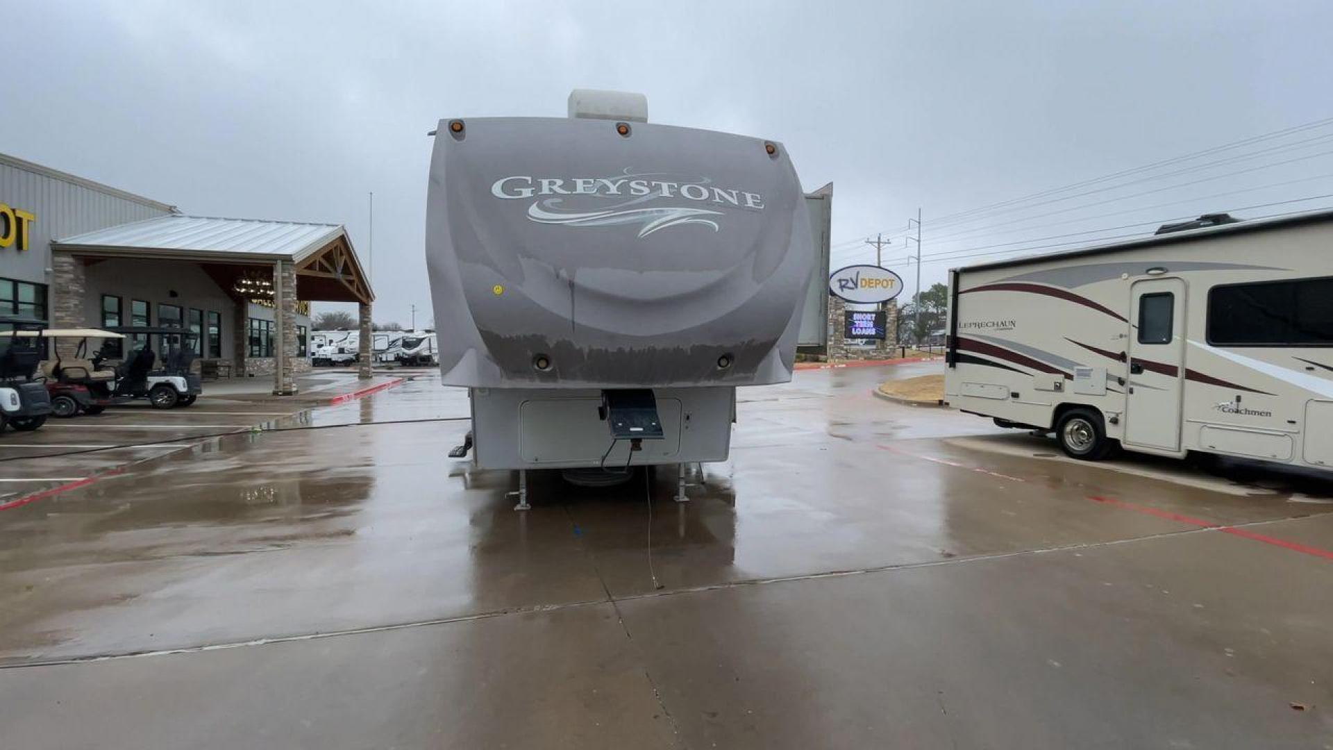 2011 GRAY GREYSTONE 33QB - (5SFSG3624BE) , Length: 36.8 ft. | Dry Weight: 11,466 lbs. | Gross Weight: 13,935 lbs. | Slides: 4 transmission, located at 4319 N Main Street, Cleburne, TX, 76033, (817) 221-0660, 32.435829, -97.384178 - Reasons to buy this RV include: (1) With four generous slide-outs, the interior space of this RV expands dramatically, providing ample room for relaxation and entertainment. (2) It features high-gloss fiberglass finish offers a sleek, modern aesthetic while providing a durable and low-maintenance - Photo#4