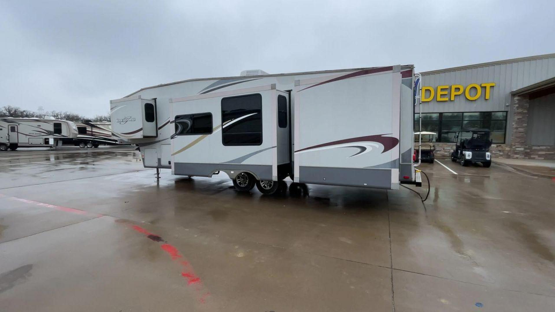 2011 GRAY GREYSTONE 33QB - (5SFSG3624BE) , Length: 36.8 ft. | Dry Weight: 11,466 lbs. | Gross Weight: 13,935 lbs. | Slides: 4 transmission, located at 4319 N Main Street, Cleburne, TX, 76033, (817) 221-0660, 32.435829, -97.384178 - Reasons to buy this RV include: (1) With four generous slide-outs, the interior space of this RV expands dramatically, providing ample room for relaxation and entertainment. (2) It features high-gloss fiberglass finish offers a sleek, modern aesthetic while providing a durable and low-maintenance - Photo#7