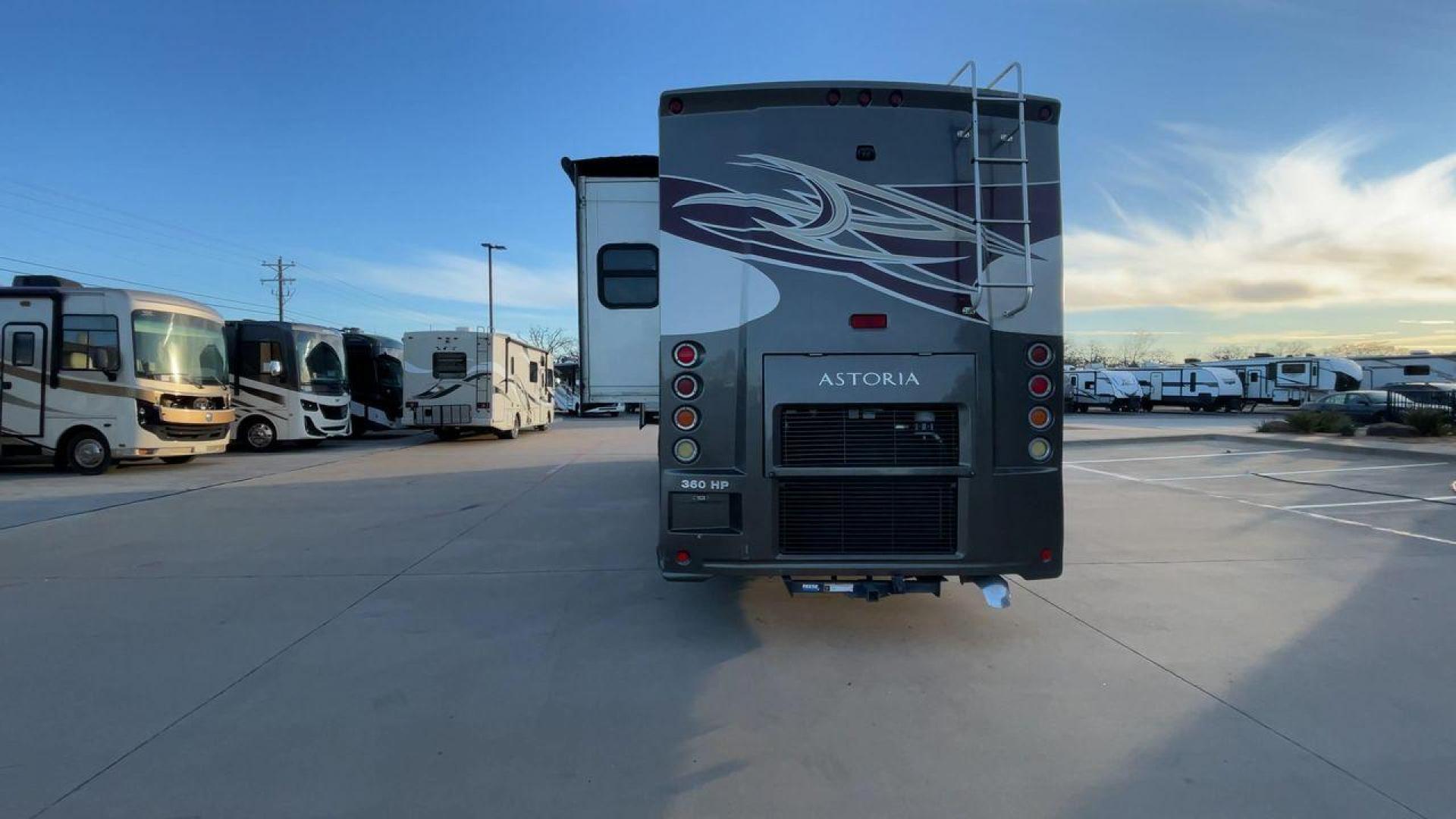 2012 THOR ASTORIA 40BQ (4UZAB2DT7BC) , Length: 39.83 ft. | Gross Weight: 32,400 lbs. | Slides: 4 transmission, located at 4319 N Main Street, Cleburne, TX, 76033, (817) 221-0660, 32.435829, -97.384178 - The 2012 Thor Astoria 40BQ is a luxurious diesel pusher Class A motorhome designed for those who crave comfort and convenience on their travels. With its elegant styling, advanced features, and spacious layout, this motorhome provides a home-like experience no matter where your adventures take you. - Photo#8