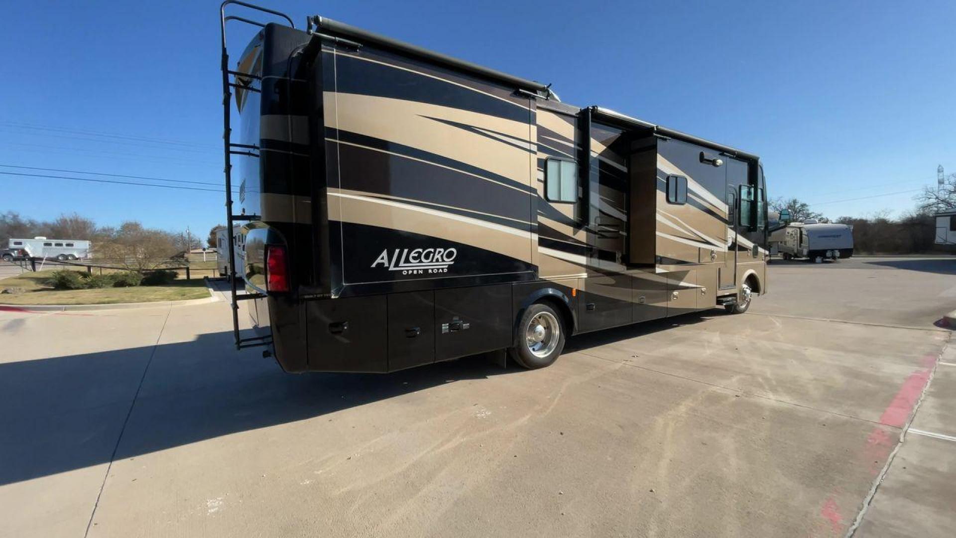 2012 TIFFIN ALLEGRO 34TGA (1F66F5DY6C0) , located at 4319 N Main Street, Cleburne, TX, 76033, (817) 221-0660, 32.435829, -97.384178 - Photo#1