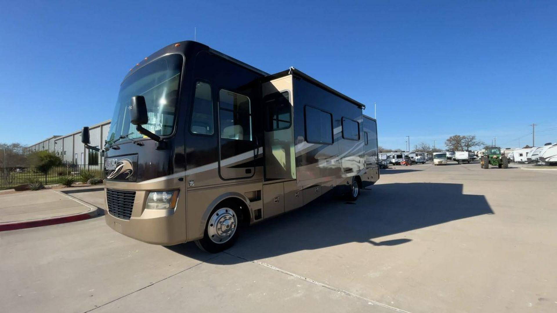 2012 TIFFIN ALLEGRO 34TGA (1F66F5DY6C0) , located at 4319 N Main Street, Cleburne, TX, 76033, (817) 221-0660, 32.435829, -97.384178 - Photo#5