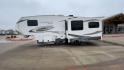 2013 WHITE CHAPARRAL 268RLE - (5ZT3CLVB6DA) , Length: 30.58 ft | Dry Weight: 6,877 lbs | Slides: 1 transmission, located at 4319 N Main Street, Cleburne, TX, 76033, (817) 221-0660, 32.435829, -97.384178 - Photo#6