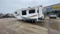 2013 WHITE CHAPARRAL 268RLE - (5ZT3CLVB6DA) , Length: 30.58 ft | Dry Weight: 6,877 lbs | Slides: 1 transmission, located at 4319 N Main Street, Cleburne, TX, 76033, (817) 221-0660, 32.435829, -97.384178 - Photo#7