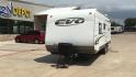 2013 WHITE FOREST RIVER EVO T1860 - (4X4TSJY20DC) , Length: 22.58 ft. | Slides: 0 transmission, located at 4319 N Main Street, Cleburne, TX, 76033, (817) 221-0660, 32.435829, -97.384178 - The 2013 Forest River Evo T1860 Travel Trailer allows you to enjoy the beauty of nature. This 22.58-foot-long trailer is both compact and adaptable, providing a snug haven for your camping activities. While it lacks slides, it compensates with smart design elements and considerate amenities. Step in - Photo#4