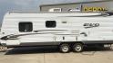 2013 WHITE FOREST RIVER EVO T1860 - (4X4TSJY20DC) , Length: 22.58 ft. | Slides: 0 transmission, located at 4319 N Main Street, Cleburne, TX, 76033, (817) 221-0660, 32.435829, -97.384178 - The 2013 Forest River Evo T1860 Travel Trailer allows you to enjoy the beauty of nature. This 22.58-foot-long trailer is both compact and adaptable, providing a snug haven for your camping activities. While it lacks slides, it compensates with smart design elements and considerate amenities. Step in - Photo#6