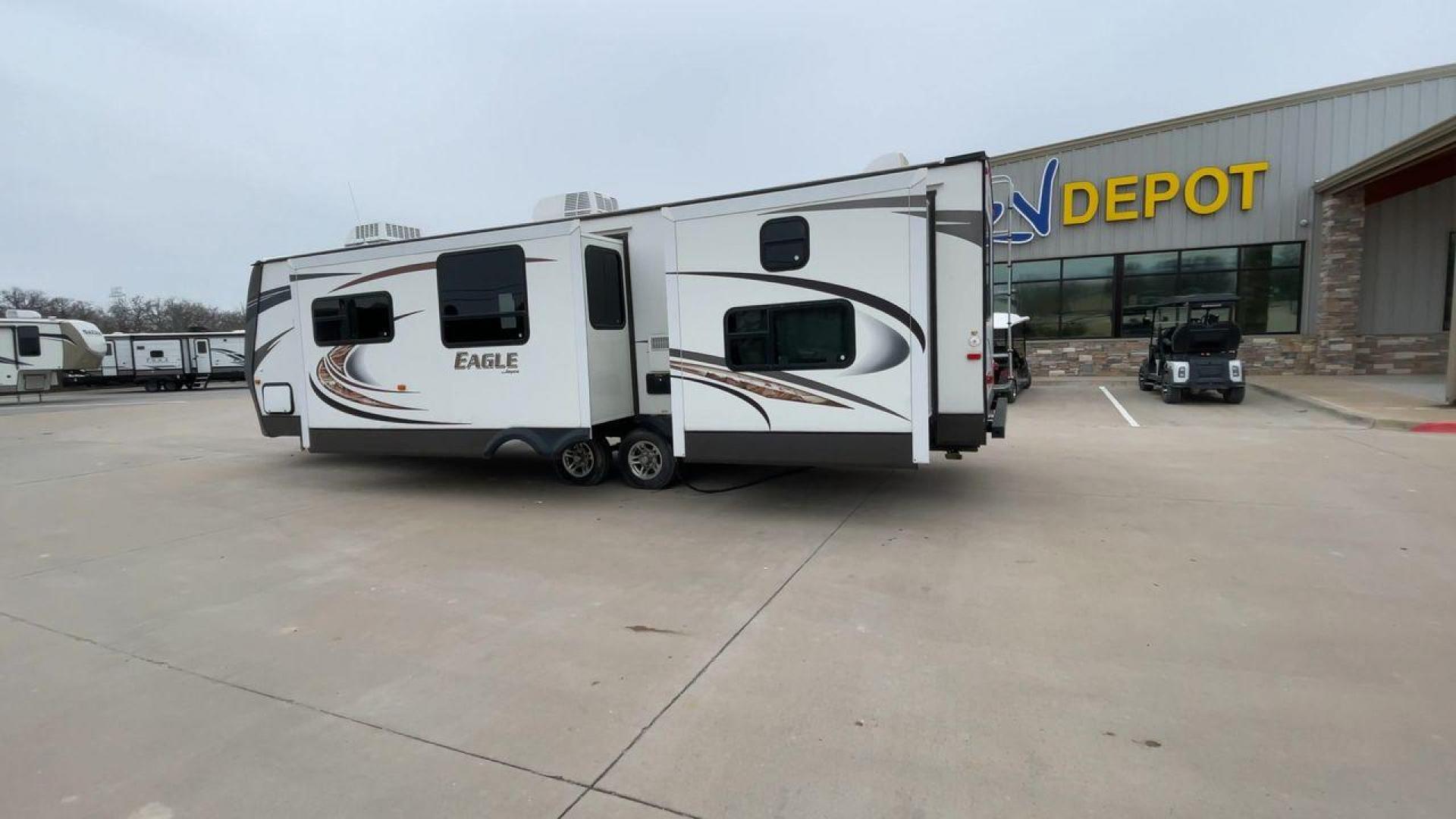 2013 TAN JAYCO EAGLE (1UJBJ0BS6D1) , located at 4319 N Main Street, Cleburne, TX, 76033, (817) 221-0660, 32.435829, -97.384178 - Photo#7