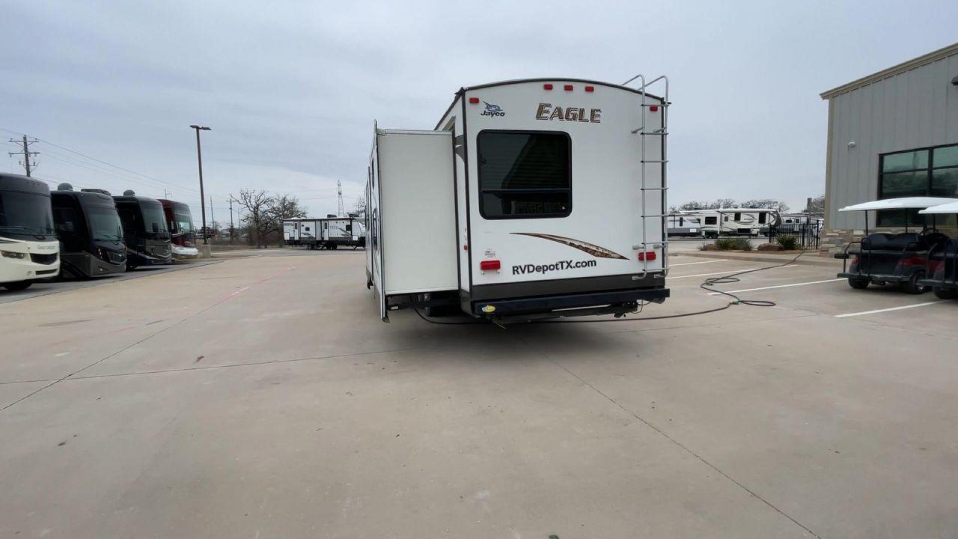 2013 TAN JAYCO EAGLE (1UJBJ0BS6D1) , located at 4319 N Main Street, Cleburne, TX, 76033, (817) 221-0660, 32.435829, -97.384178 - Photo#8