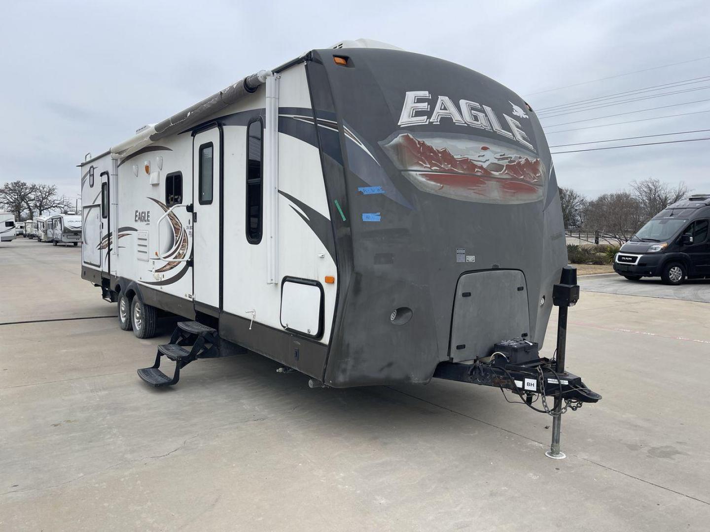 2013 TAN JAYCO EAGLE (1UJBJ0BS6D1) , located at 4319 N Main Street, Cleburne, TX, 76033, (817) 221-0660, 32.435829, -97.384178 - Photo#23