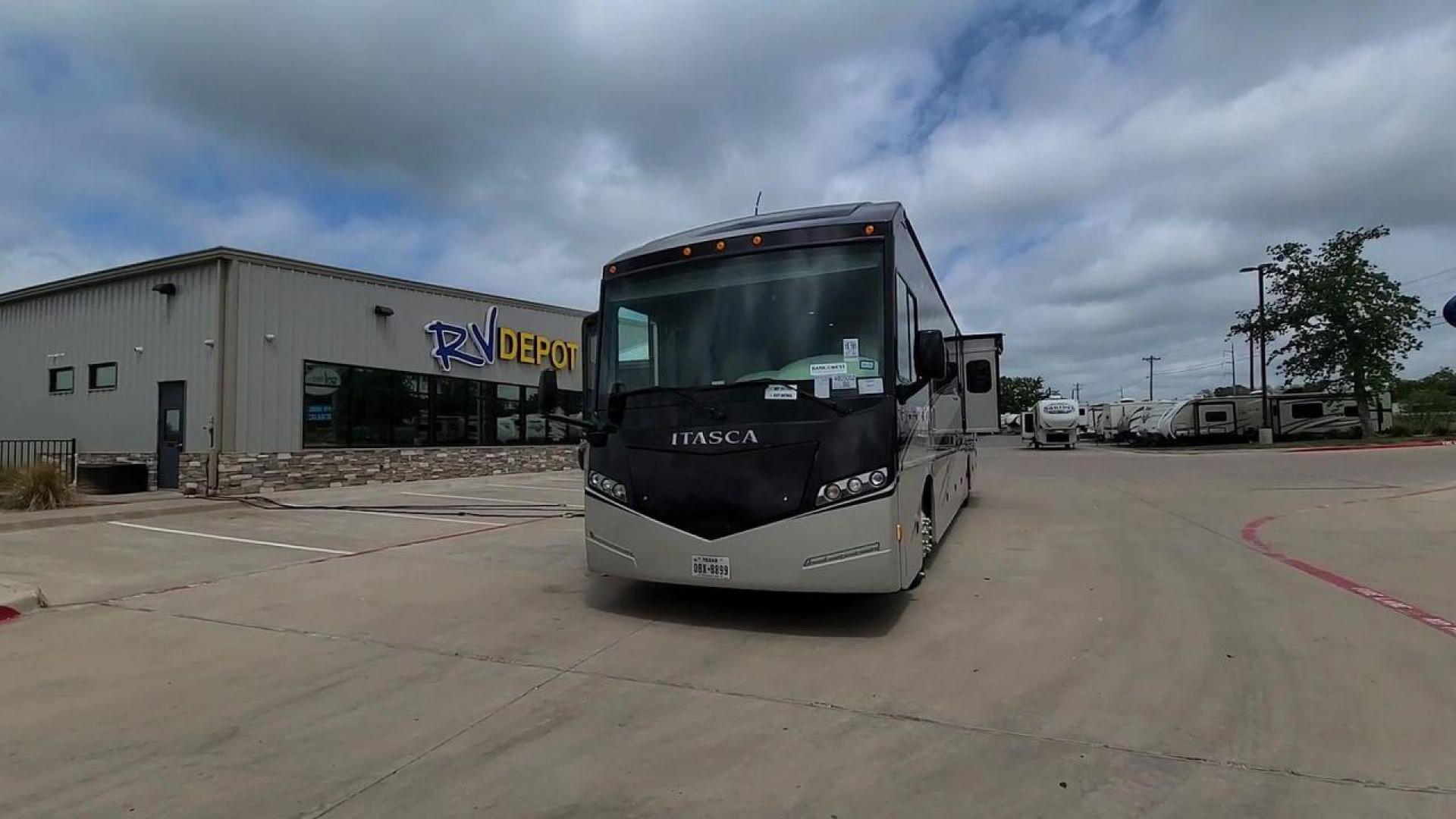 2014 ITASCA SOLEI 38R (4UZACJDT2EC) , Length: 39.8 ft. | Gross Weight: 27,910 lbs. | Slides: 2 transmission, located at 4319 N Main Street, Cleburne, TX, 76033, (817) 221-0660, 32.435829, -97.384178 - The 2014 Itasca Solei 38R Motor Home is a sophisticated and spacious Class A RV designed for the ultimate road-tripping experience. Powered by a potent 300-horsepower Cummins diesel engine and built on a Freightliner XCS chassis, this motorhome ensures a smooth and powerful ride. Measuring 39 feet i - Photo#4