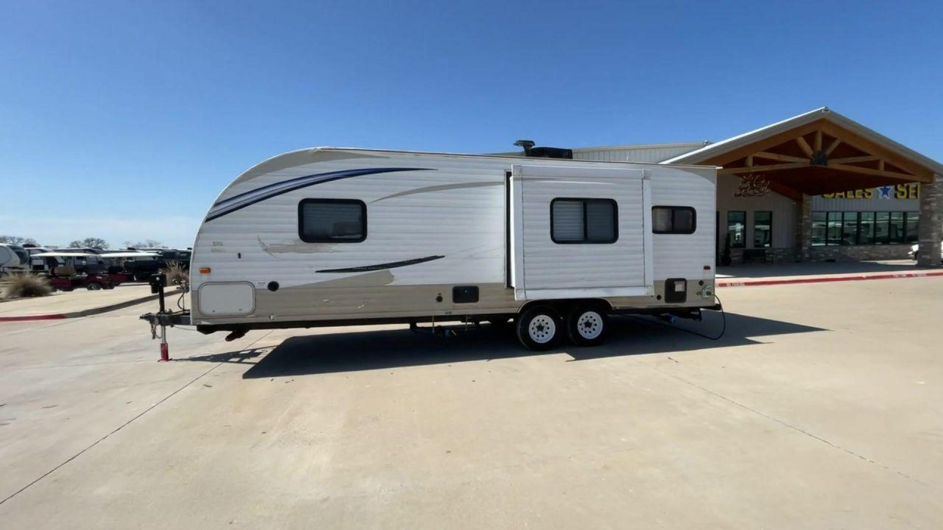 2014 SKYLINE WEEKENDER 260 - (1SE200M24EC) , located at 4319 N Main Street, Cleburne, TX, 76033, (817) 221-0660, 32.435829, -97.384178 - Photo#6