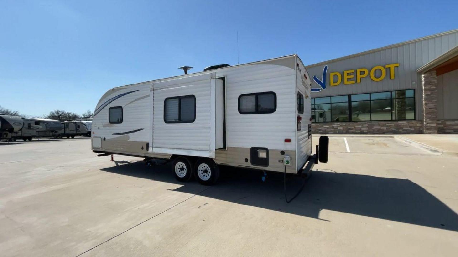 2014 SKYLINE WEEKENDER 260 - (1SE200M24EC) , located at 4319 N Main Street, Cleburne, TX, 76033, (817) 221-0660, 32.435829, -97.384178 - Photo#7