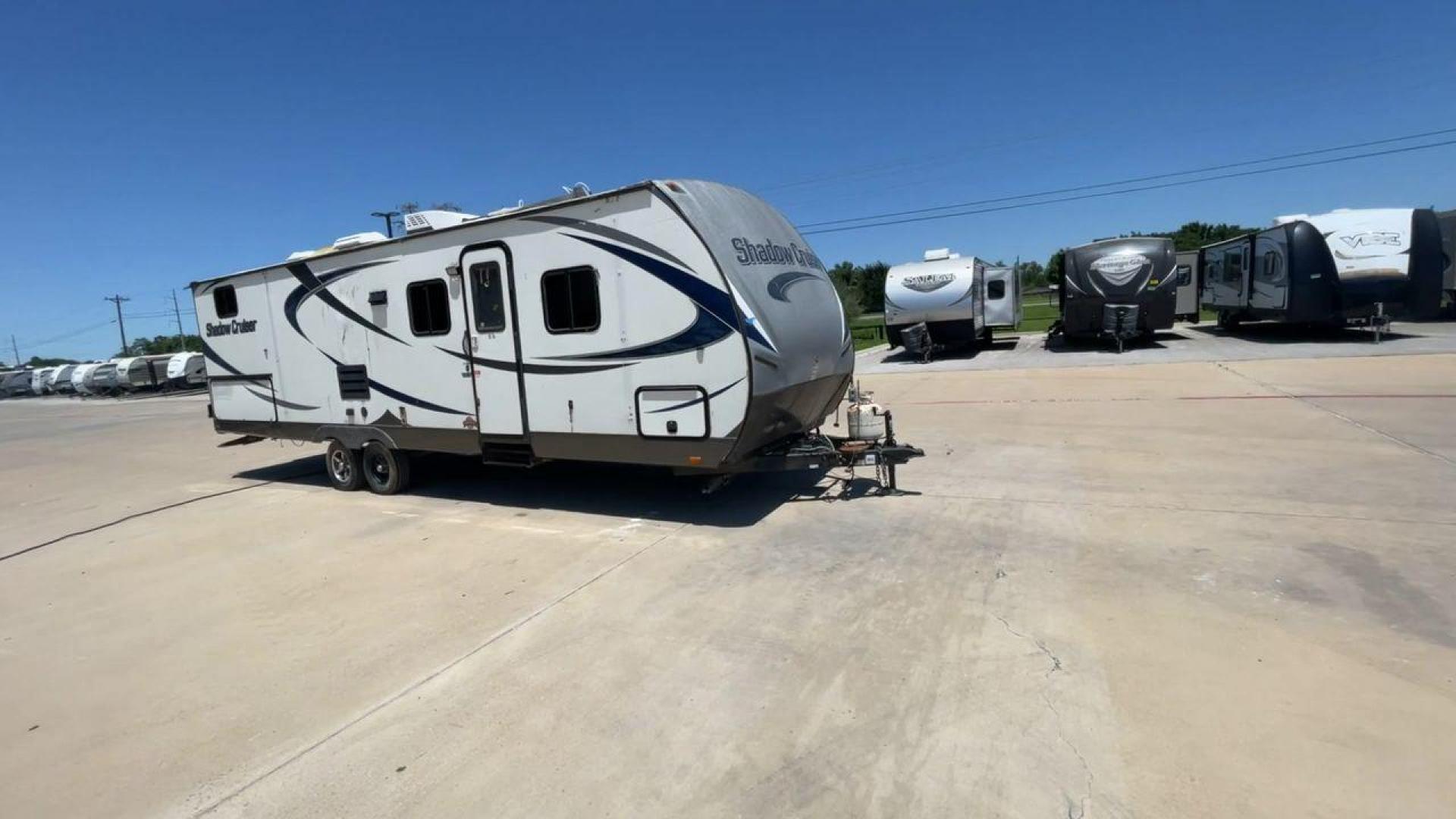 2015 GRAY CRUISER RV SHADOW CRUISER (5RXTD2821F1) , located at 4319 N Main Street, Cleburne, TX, 76033, (817) 221-0660, 32.435829, -97.384178 - Photo#3