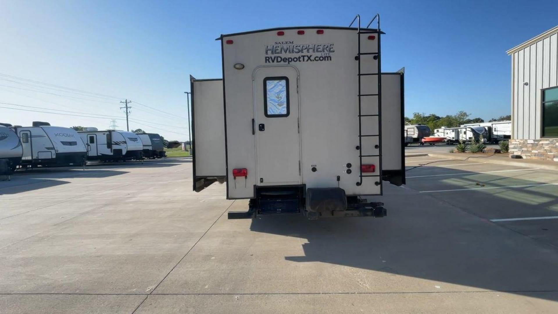 2015 TAN HEMISPHERE 356QB - (4X4FSBM29FU) , Length: 42.25 ft. | Dry Weight: 10,960 lbs. | Slides: 4 transmission, located at 4319 N Main Street, Cleburne, TX, 76033, (817) 221-0660, 32.435829, -97.384178 - This 2015 Hemisphere 356QB by Forest River fifth wheel is ideal for a large family with its quad slides and rear bunkhouse suite. The dimensions measure approximately 42.25 ft in length by 13.17 ft in height. It has a dry weight of 10,960 lbs, a payload capacity of 2,541 lbs, and a hitch weight of 1 - Photo#8