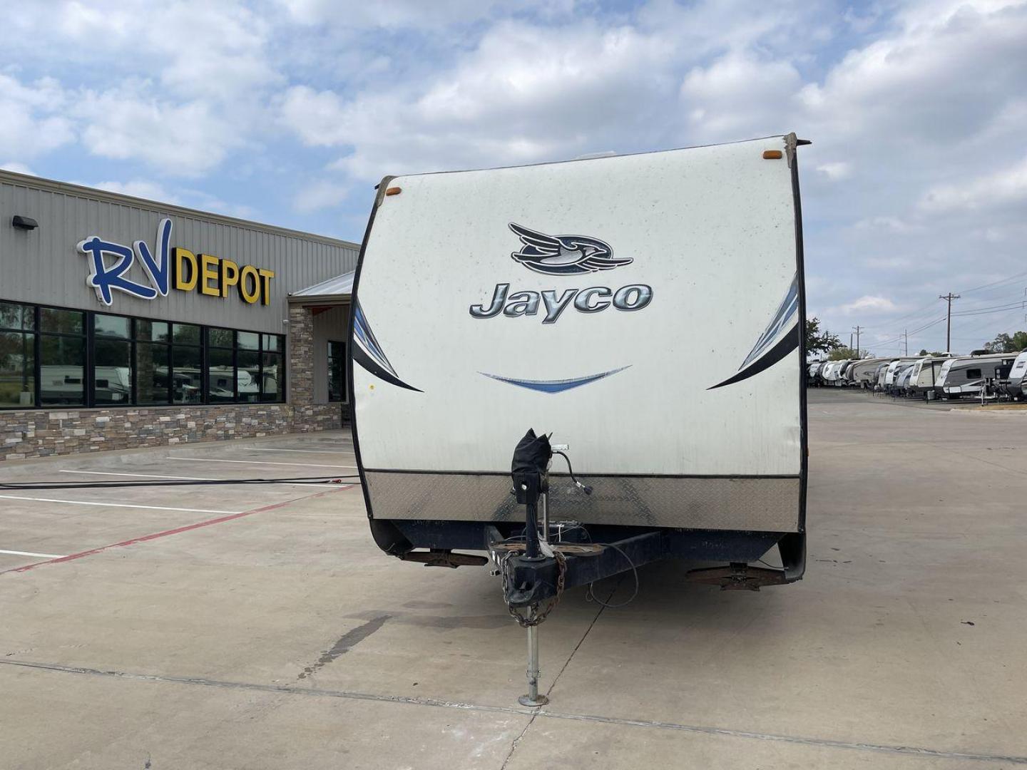 2015 JAYCO OCTANE 31B (1UJBJSBR8F1) , Length: 33.58 ft. | Dry Weight: 6,805 lbs. | Gross Weight: 11,950 lbs. | Slides: 0 transmission, located at 4319 N Main Street, Cleburne, TX, 76033, (817) 221-0660, 32.435829, -97.384178 - Photo#0