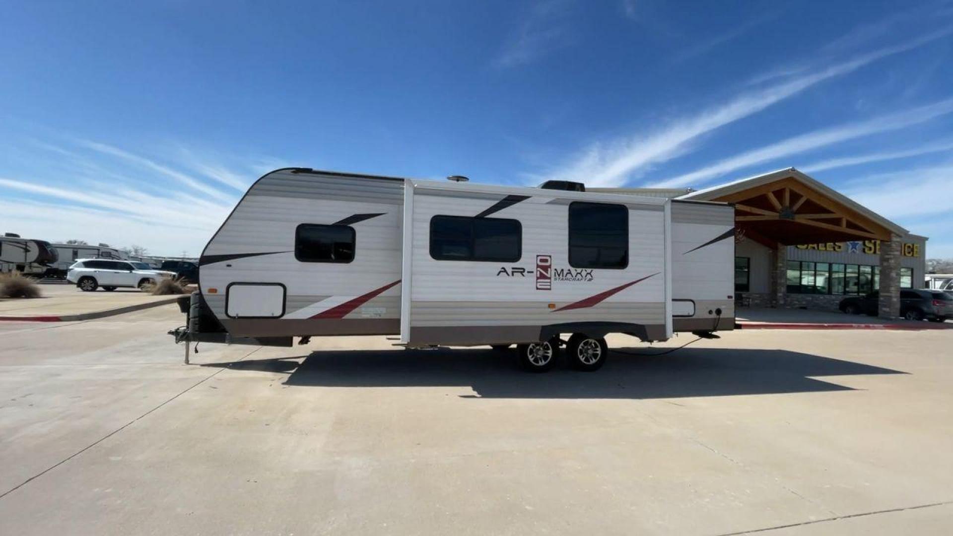 2015 WHITE STARCRAFT 27BHS - (1SABS0BP2F2) , located at 4319 N Main Street, Cleburne, TX, 76033, (817) 221-0660, 32.435829, -97.384178 - Photo#6