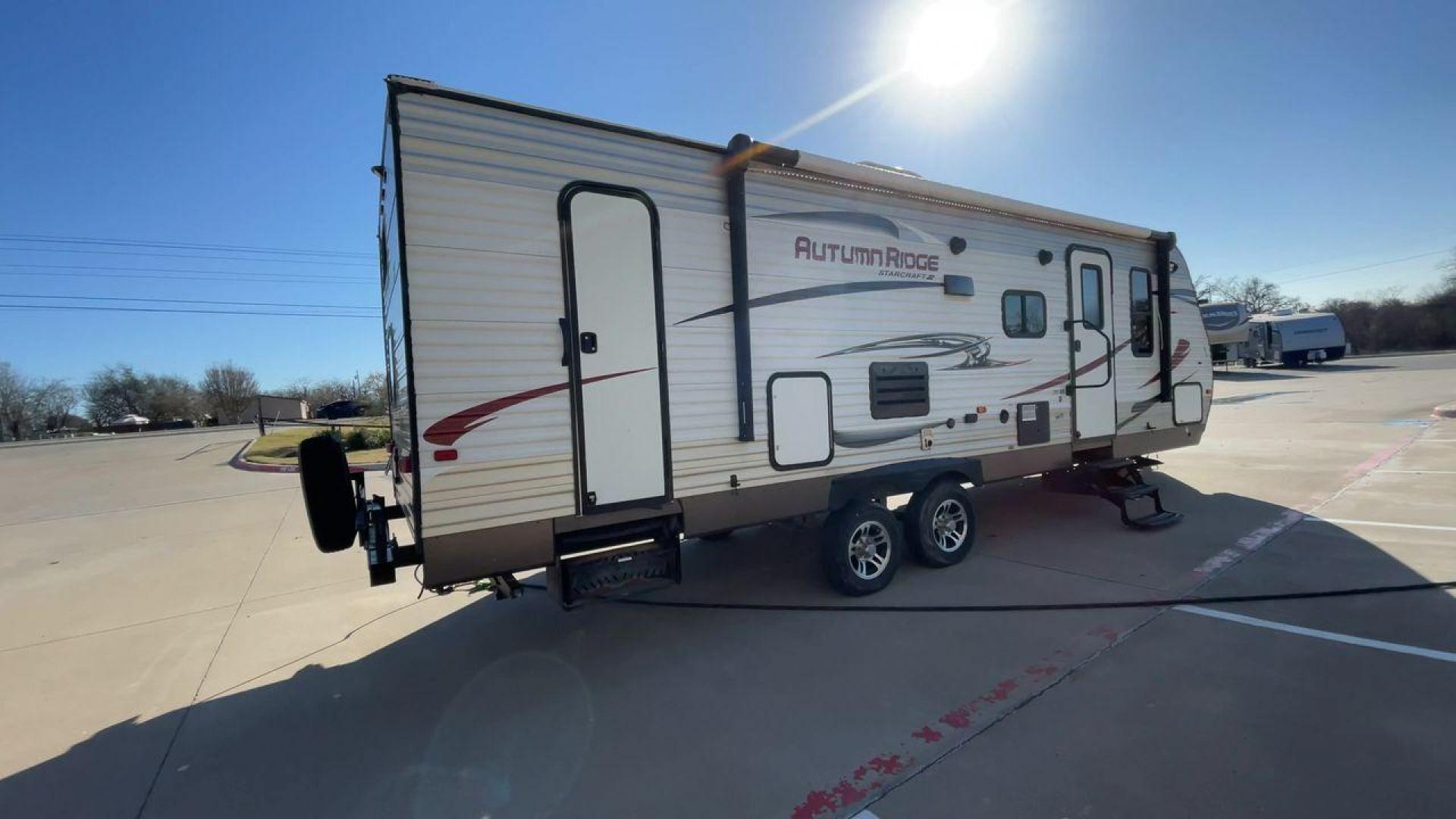 2015 STARCRAFT AUTUMN RIDGE 289BHS (1SABS0BP1F2) , Length: 31.75 ft. | Dry Weight: 6,245 lbs. | Gross Weight: 8,500 lbs. | Slides: 1 transmission, located at 4319 N Main Street, Cleburne, TX, 76033, (817) 221-0660, 32.435829, -97.384178 - Camp in this 2015 Starcraft Autumn Ridge 289BHS with more friends or extra guests! This travel trailer measures 31.75 ft. in length and 11.28 ft. in height. It has a dry weight of 6,245 lbs. and a GVWR of 8,500 lbs. It includes one power slide as well as one 18-foot power awning! This Starcraft Autu - Photo#1