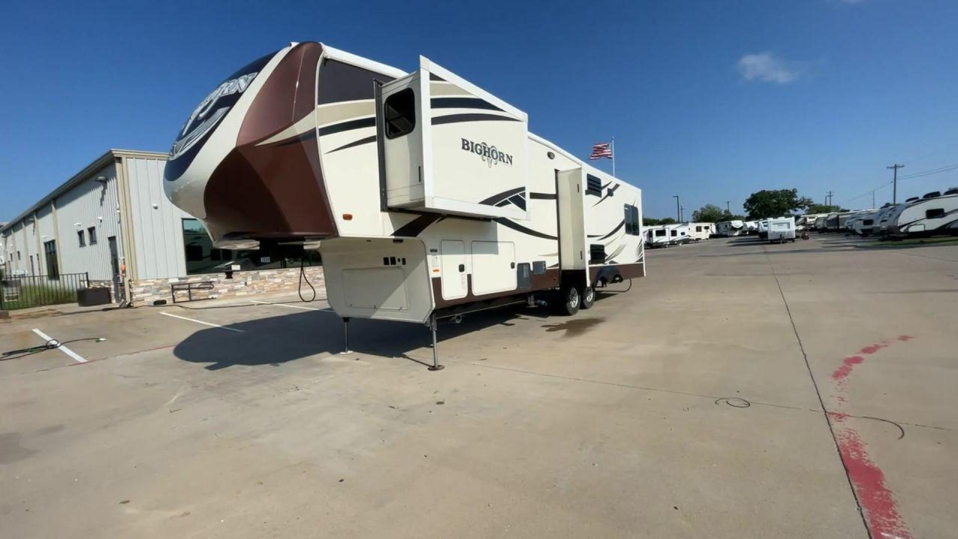 2016 BIG HORN 3010RE (5SFBG3427GE) , Length: 34.8 ft. | Dry Weight: 11,840 lbs. | Gross Weight: 15,500 lbs. | Slides: 3 transmission, located at 4319 N Main Street, Cleburne, TX, 76033, (817) 221-0660, 32.435829, -97.384178 - The 2016 Big Horn 3010RE fifth wheel is your gateway to luxury, comfort, and style on the road! This RV is designed to exceed your expectations with its carefully crafted floor plan and top-notch features. It is 8 ft. wide and almost 35 ft. long. Step inside the main living area that is ultimate - Photo#5