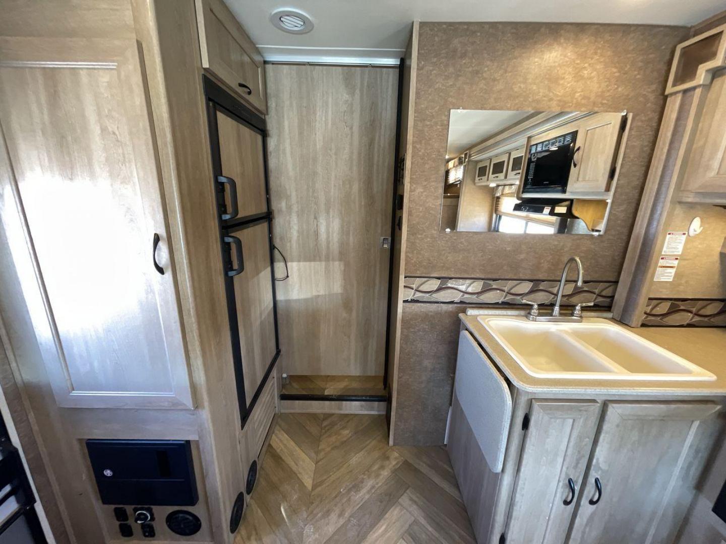 2016 COACHMEN FREELANDER 29KS (1FDXE4FS5FD) , located at 4319 N Main Street, Cleburne, TX, 76033, (817) 221-0660, 32.435829, -97.384178 - Photo#13