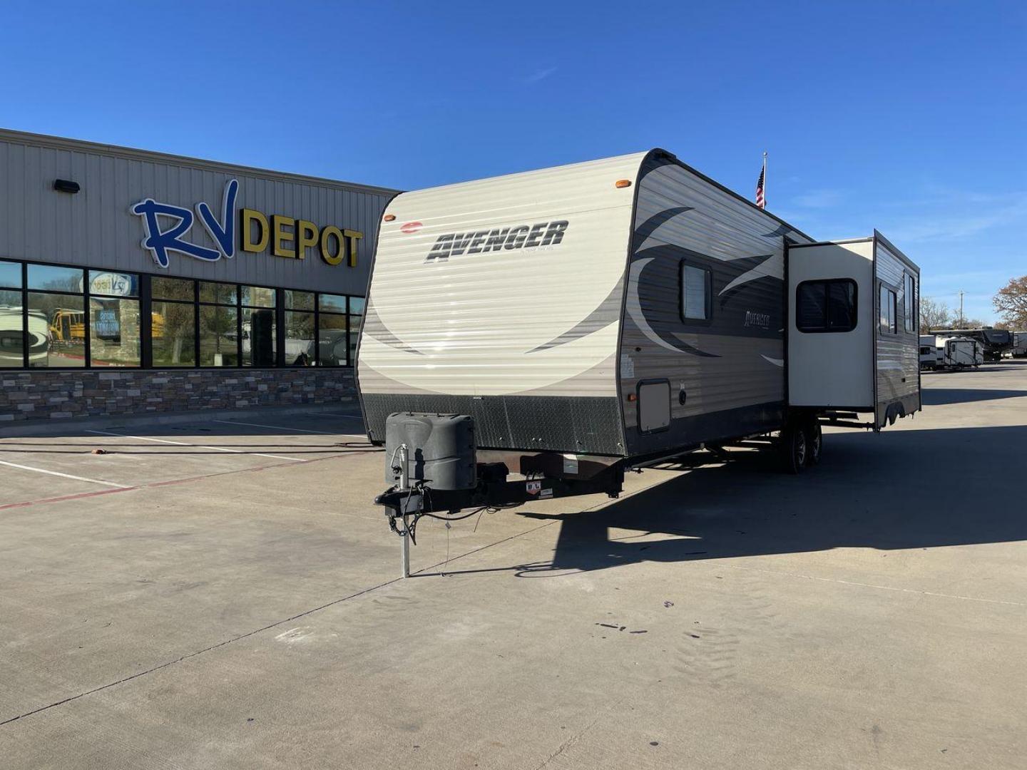 2016 FOREST RIVER AVENGER 28RKS - (5ZT2AVTBXGB) , located at 4319 N Main Street, Cleburne, TX, 76033, (817) 221-0660, 32.435829, -97.384178 - Photo#0