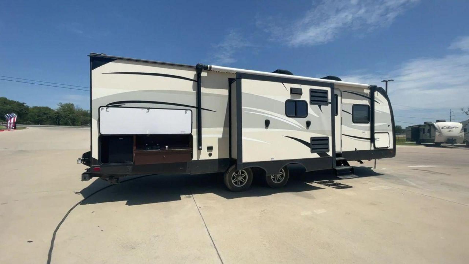 2016 WHITE FOREST RIVER VIBE 279RBS (4X4TVBD26G4) , Length: 33.25 ft. | Dry Weight: 7,032 lbs. | Slides: 2 transmission, located at 4319 N Main Street, Cleburne, TX, 76033, (817) 221-0660, 32.435829, -97.384178 - Photo#1