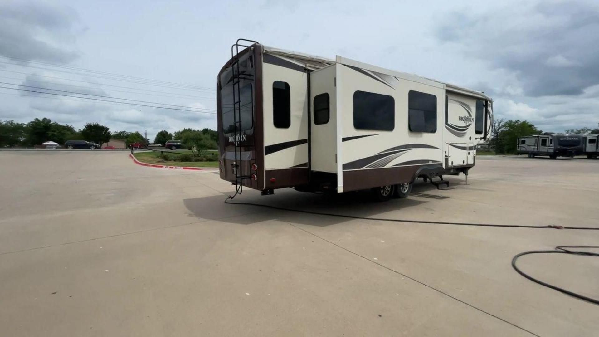 2016 HEARTLAND BIGHORN 3570RS (5SFBG3729GE) , located at 4319 N Main Street, Cleburne, TX, 76033, (817) 221-0660, 32.435829, -97.384178 - Photo#1