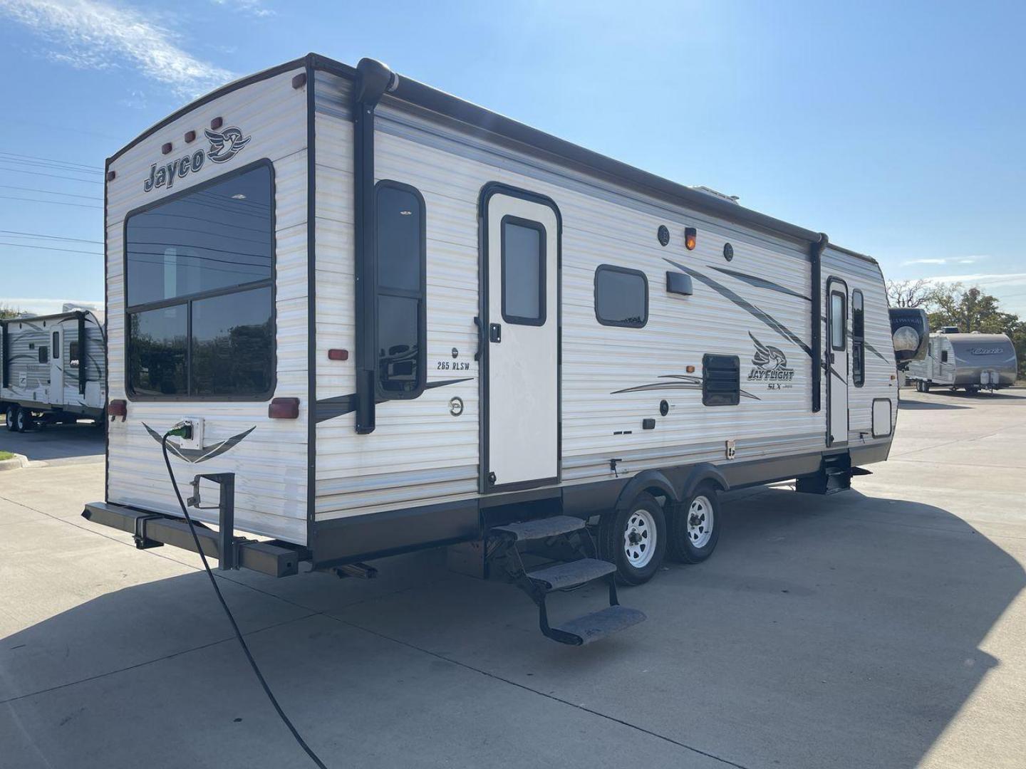 2016 JAYCO JAYFLIGHT 265RLS (1UJBJ0BN2G1) , located at 4319 N Main Street, Cleburne, TX, 76033, (817) 221-0660, 32.435829, -97.384178 - Photo#24