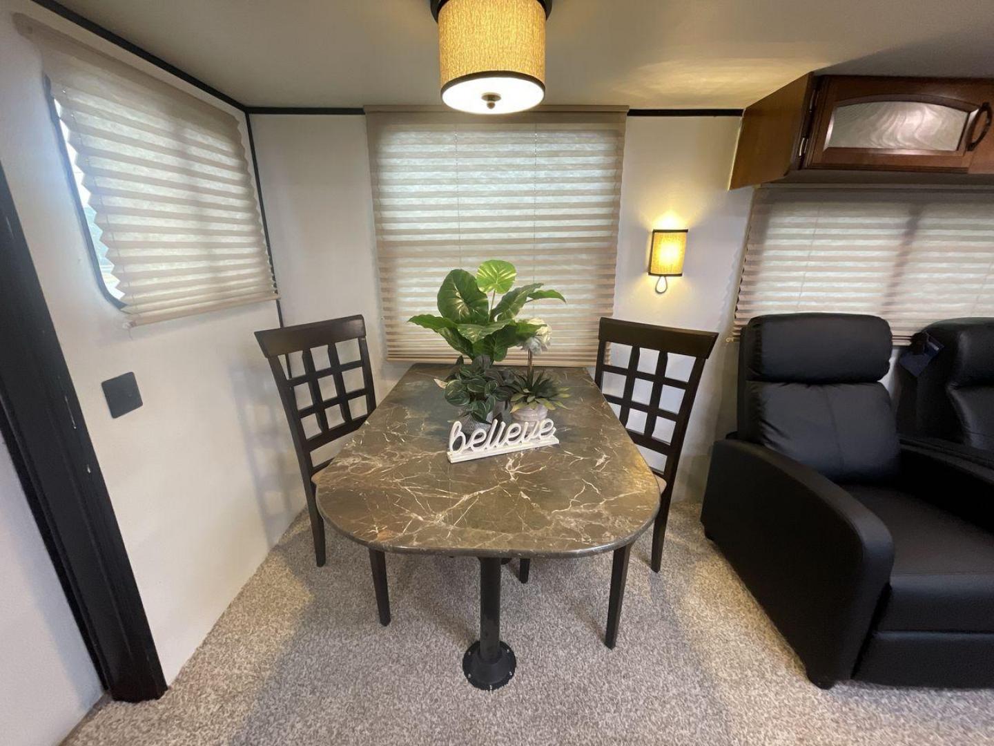 2016 JAYCO JAYFLIGHT 27BH (1UJBJ0BP9G7) , Length: 30 ft | Slides: 1 transmission, located at 4319 N Main Street, Cleburne, TX, 76033, (817) 221-0660, 32.435829, -97.384178 - The 2016 Jayco Jay Flight 27BH is a 30-foot travel trailer built for comfort and adventure. Its exterior features a sleek, aerodynamic front with Jayco’s signature graphics and durable aluminum siding. The single slide expands the living space. The dual-axle design with stylish alloy wheels ensure - Photo#14