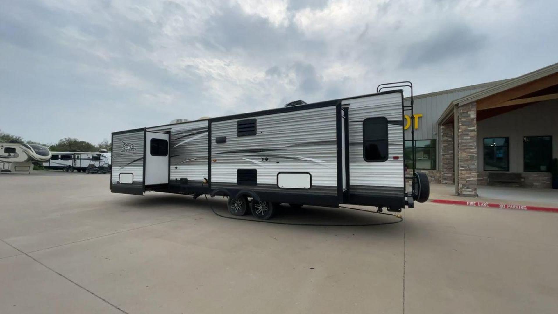 2016 JAYCO JAY FLIGHT 34RSBS (1UJBJ0BT0G1) , located at 4319 N Main Street, Cleburne, TX, 76033, (817) 221-0660, 32.435829, -97.384178 - Photo#7