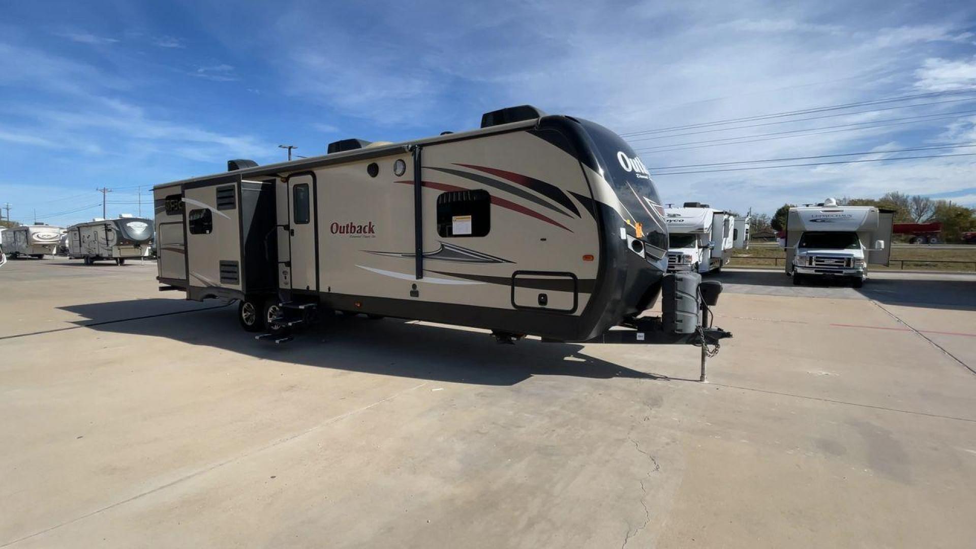 2016 KEYSTONE OUTBACK 325BH (4YDT32524GB) , Length: 37.42 ft. | Dry Weight: 8,325 lbs. | Gross Weight: 10,500 lbs. | Slides: 3 transmission, located at 4319 N Main Street, Cleburne, TX, 76033, (817) 221-0660, 32.435829, -97.384178 - Photo#3