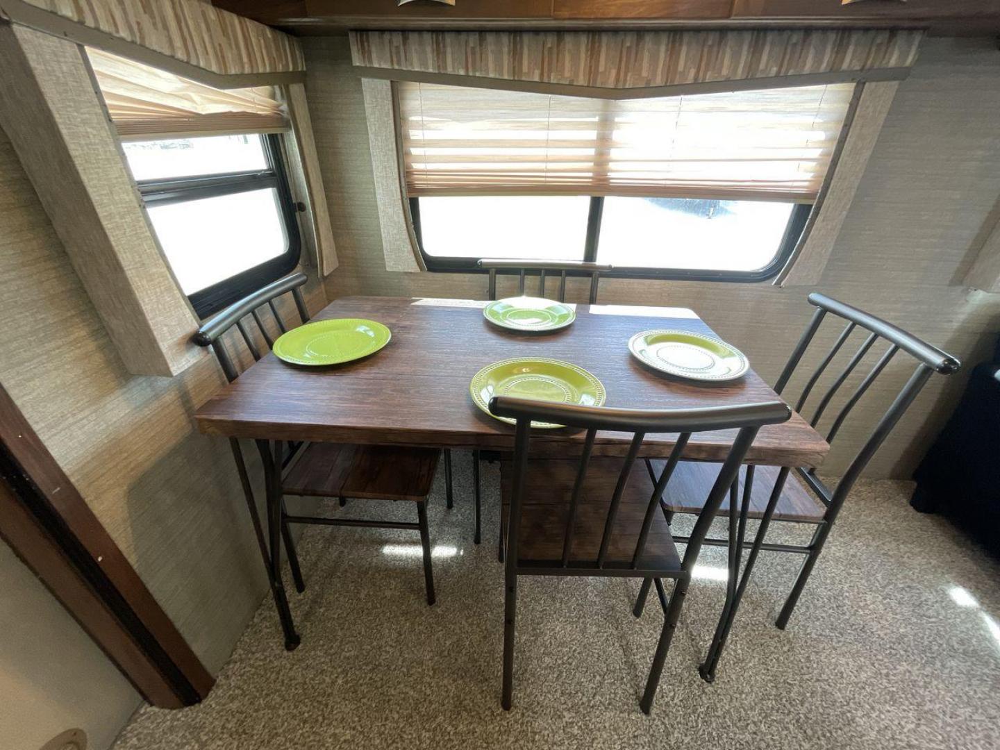 2016 KEYSTONE RV AEROLITE 272RBS (4YDT27228GP) , Length: 31.75 ft | Dry Weight: 6,840 lbs. | Slides: 2 transmission, located at 4319 N Main Street, Cleburne, TX, 76033, (817) 221-0660, 32.435829, -97.384178 - The 2016 Dutchmen Aerolite 272RBS travel trailer will make your camping trip more enjoyable. With a length of 31.75 feet and a dry weight of 6,840 pounds, this RV is the right size for comfort, convenience, and space. It's ready for any adventure, rain or shine, because it has two gas tanks and a po - Photo#16