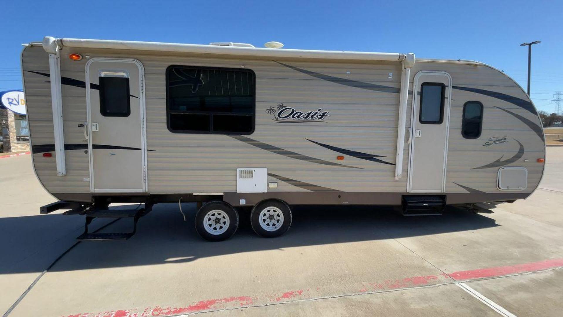 2017 FOREST RIVER SHASTA OASIS 25RK (5ZT2SSPB4HE) , Length: 29.17 ft. | Dry Weight: 5,200 lbs. | Slides: 1 transmission, located at 4319 N Main Street, Cleburne, TX, 76033, (817) 221-0660, 32.435829, -97.384178 - Photo#2