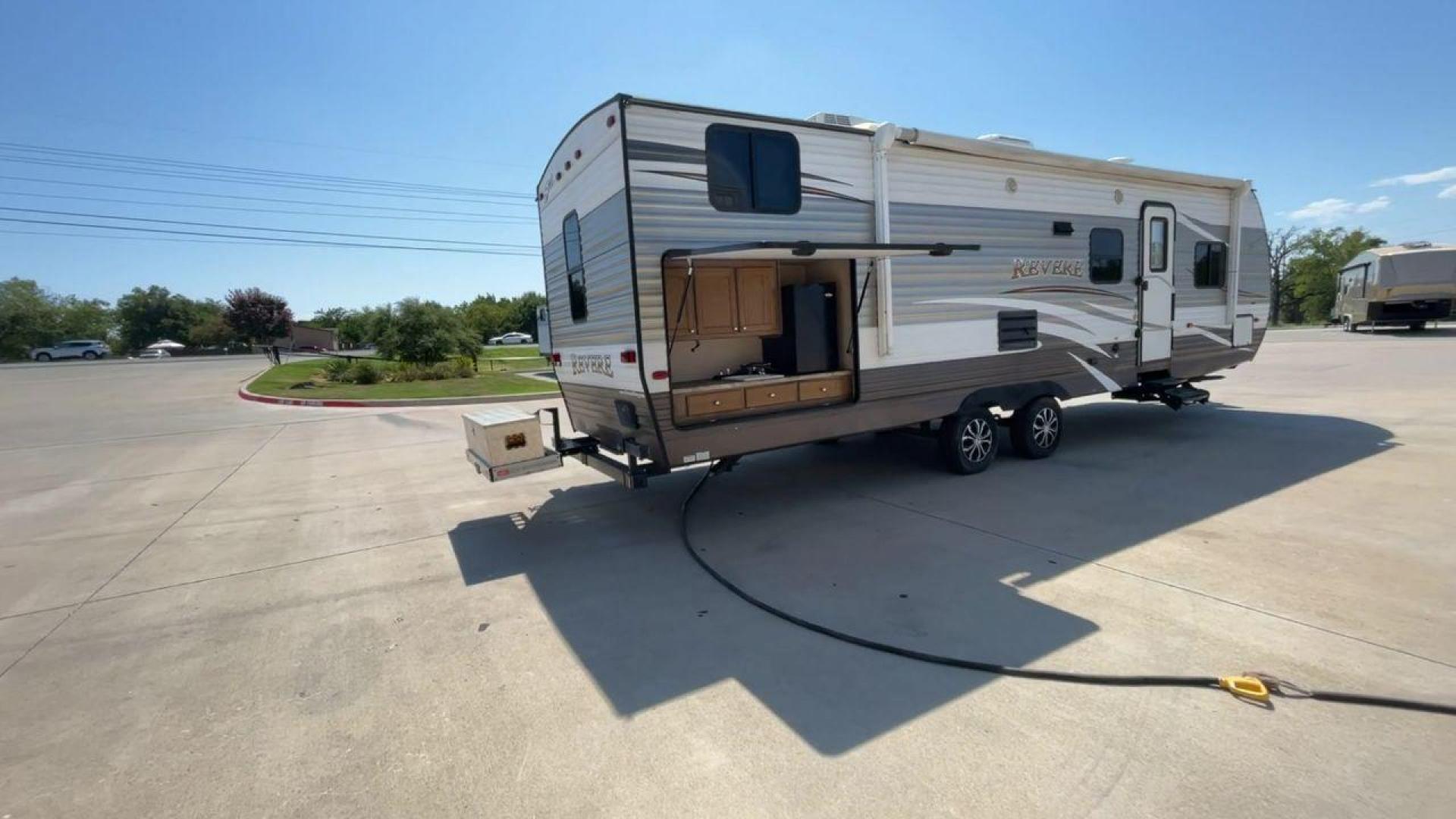 2017 FOREST RIVER SHASTA REVERE 30BH (5ZT2SHVBXHE) , located at 4319 N Main Street, Cleburne, TX, 76033, (817) 221-0660, 32.435829, -97.384178 - Photo#1