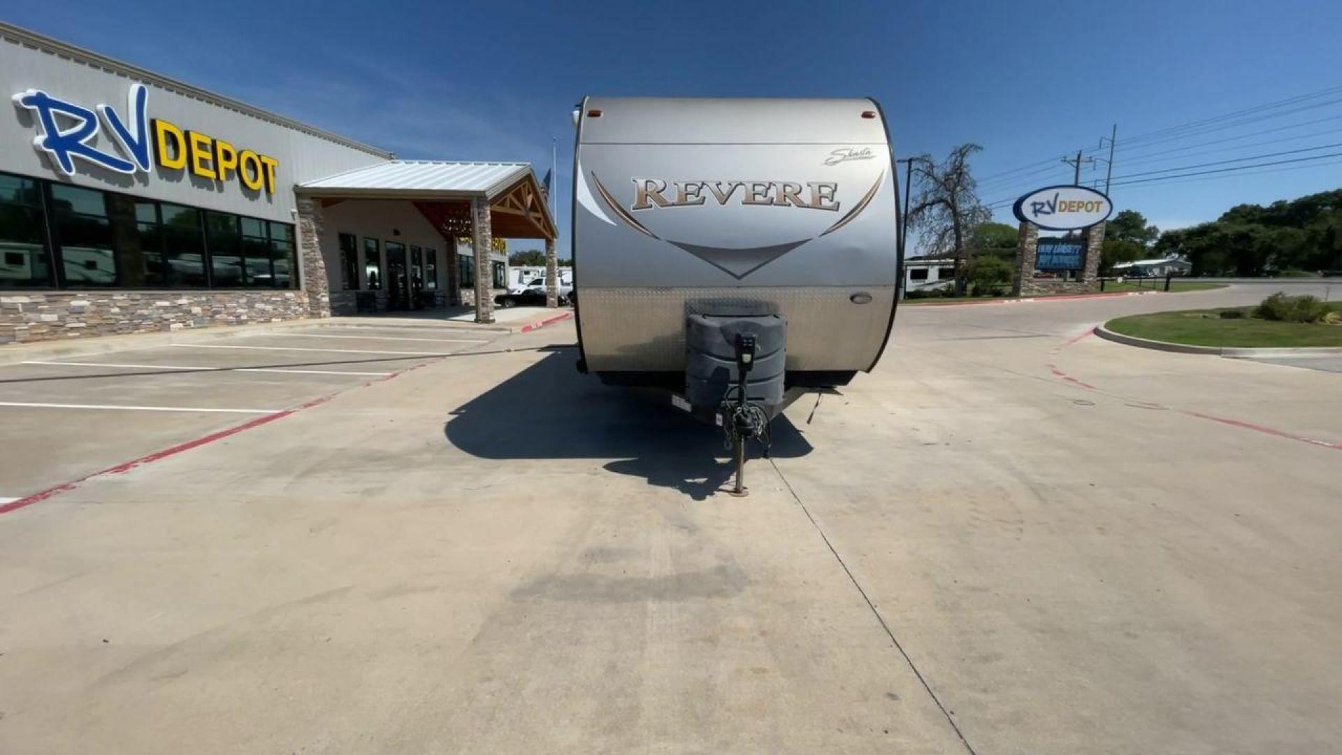 2017 FOREST RIVER SHASTA REVERE 30BH (5ZT2SHVBXHE) , located at 4319 N Main Street, Cleburne, TX, 76033, (817) 221-0660, 32.435829, -97.384178 - Photo#4