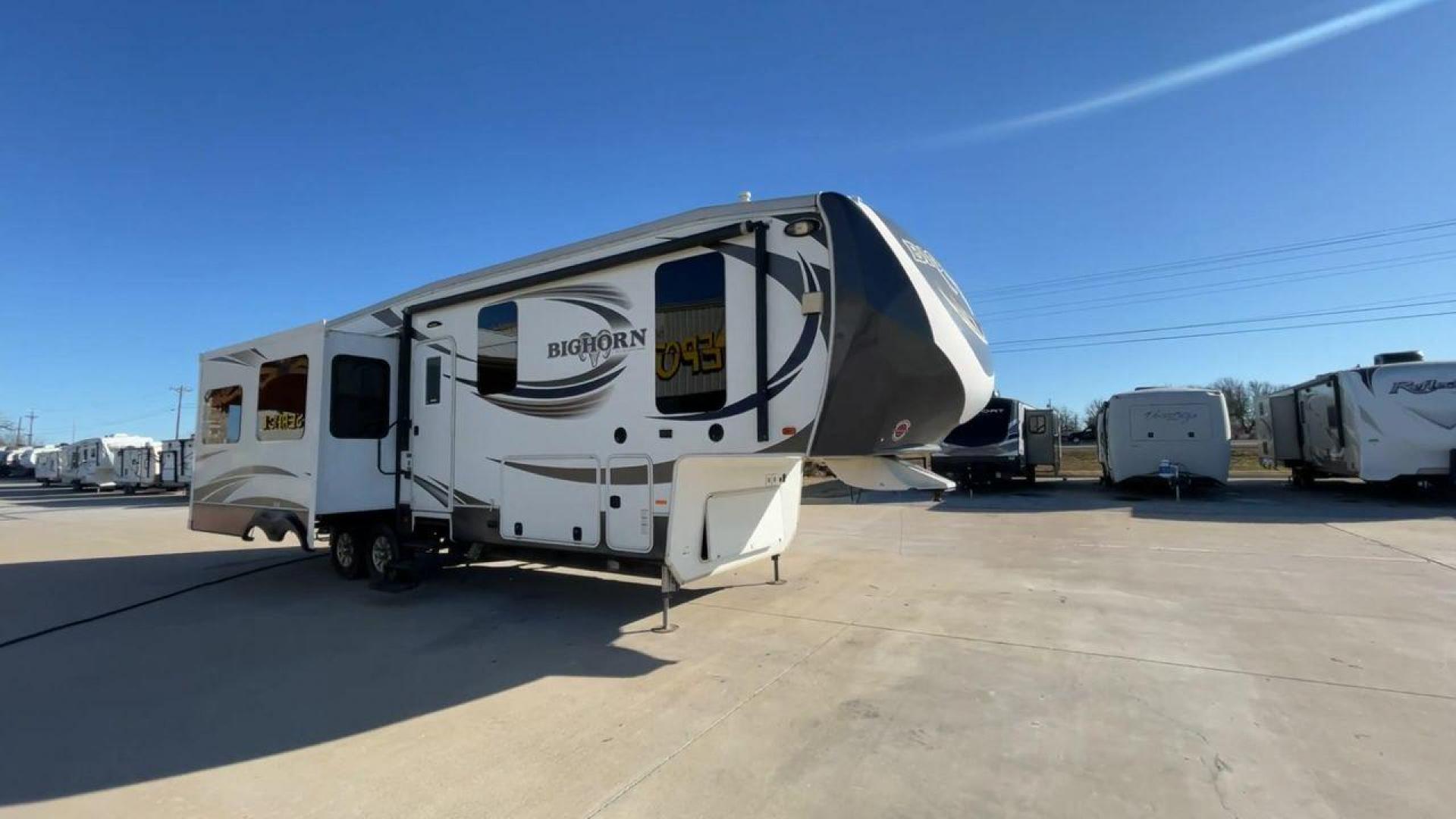 2017 HEARTLAND BIGHORN 3270RS (5SFBG3525HE) , Length: 35.2 ft. | Dry Weight: 11,965 lbs. | Gross Weight: 15,500 lbs. | Slides: 3 transmission, located at 4319 N Main Street, Cleburne, TX, 76033, (817) 221-0660, 32.435829, -97.384178 - The 2017 Heartland Bighorn 3270RS is a luxurious fifth-wheel trailer designed for discerning travelers seeking comfort and style on the road. Measuring 35.2 feet in length and boasting a dry weight of 11,965 lbs, this model offers a spacious interior without sacrificing ease of towing. Inside the Bi - Photo#2