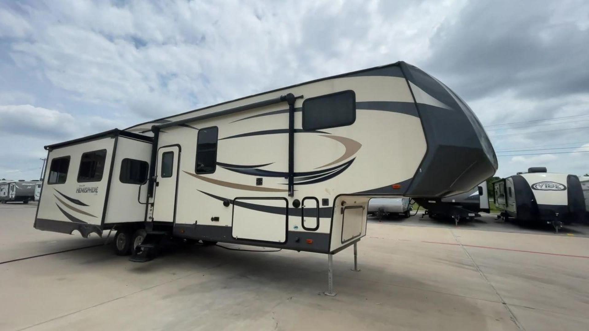 2017 TAN HEMISPHERE 337BAR (4X4FSBK25HV) , Length: 39.58 ft. | Dry Weight: 10,069 lbs. | Slides: 3 transmission, located at 4319 N Main Street, Cleburne, TX, 76033, (817) 221-0660, 32.435829, -97.384178 - This 2017 Forest River Salem Hemisphere Lite 337BAR fifth wheel measures 39.58 feet. It is a dual axle, aluminum wheel setup with electric drum brakes. Its dry weight is 10,069 lbs, its payload capacity is 2,321 lbs, and its hitch weight is 1,990 lbs. The fiberglass exterior is painted white with bl - Photo#24