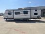 2017 WHITE JAYCO JAYFLIGHT 28BHBE (1UJBJ0BR8H1) , Length: 33.42 ft. | Dry Weight: 6,510 lbs. | Gross Weight: 9,250 lbs. | Slides: 1 transmission, located at 4319 N Main Street, Cleburne, TX, 76033, (817) 221-0660, 32.435829, -97.384178 - The 2017 Jayco Jay Flight 28BHBE is a dual-axle steel wheel set-up measuring 33.42 ft. in length. It has a dry weight of 6,510 lbs. and a GVWR of 9,250 lbs. It is made of wood and aluminum. It has 1 slide and it can sleep up to 10 people. Starting at the back of the trailer, we have a bunkhouse o - Photo#23