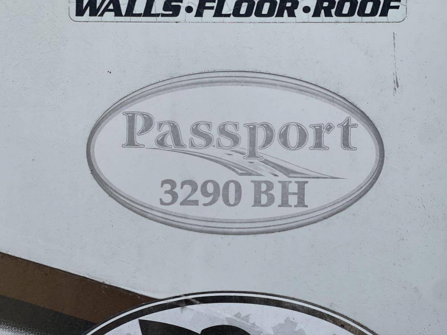 2017 KEYSTONE PASSPORT 3290BH (4YDT32929HT) , Length: 36.67 ft. | Dry Weight: 6,368 lbs. | Gross Weight: 8,000 lbs. | Slides: 3 transmission, located at 4319 N Main Street, Cleburne, TX, 76033, (817) 221-0660, 32.435829, -97.384178 - Photo#22