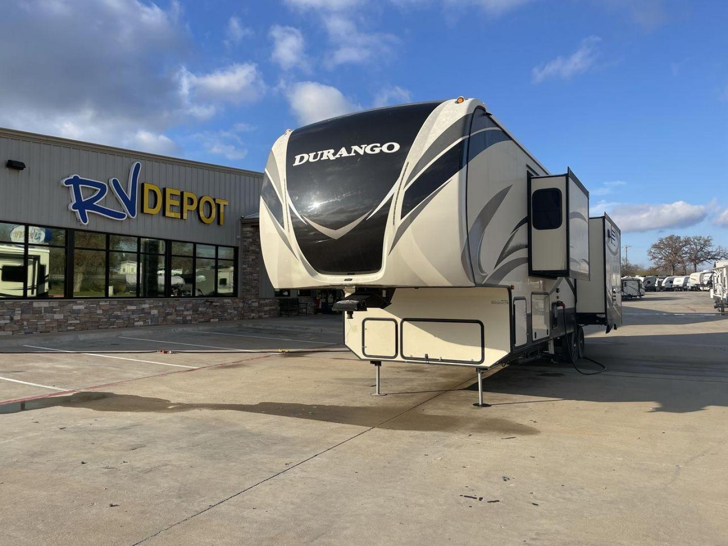 2017 KZ DURANGO GOLD 366FBT (4EZFV3624H6) , located at 4319 N Main Street, Cleburne, TX, 76033, (817) 221-0660, 32.435829, -97.384178 - Discover extra features that contribute to making this RV an ideal investment. (1) Stretch out in 11,470 lbs of pure luxury with multiple slide-outs that transform the living area into a haven for families or couples seeking space. (2) It has a walk-in closet and a spa-like bathroom with a showe - Photo#0