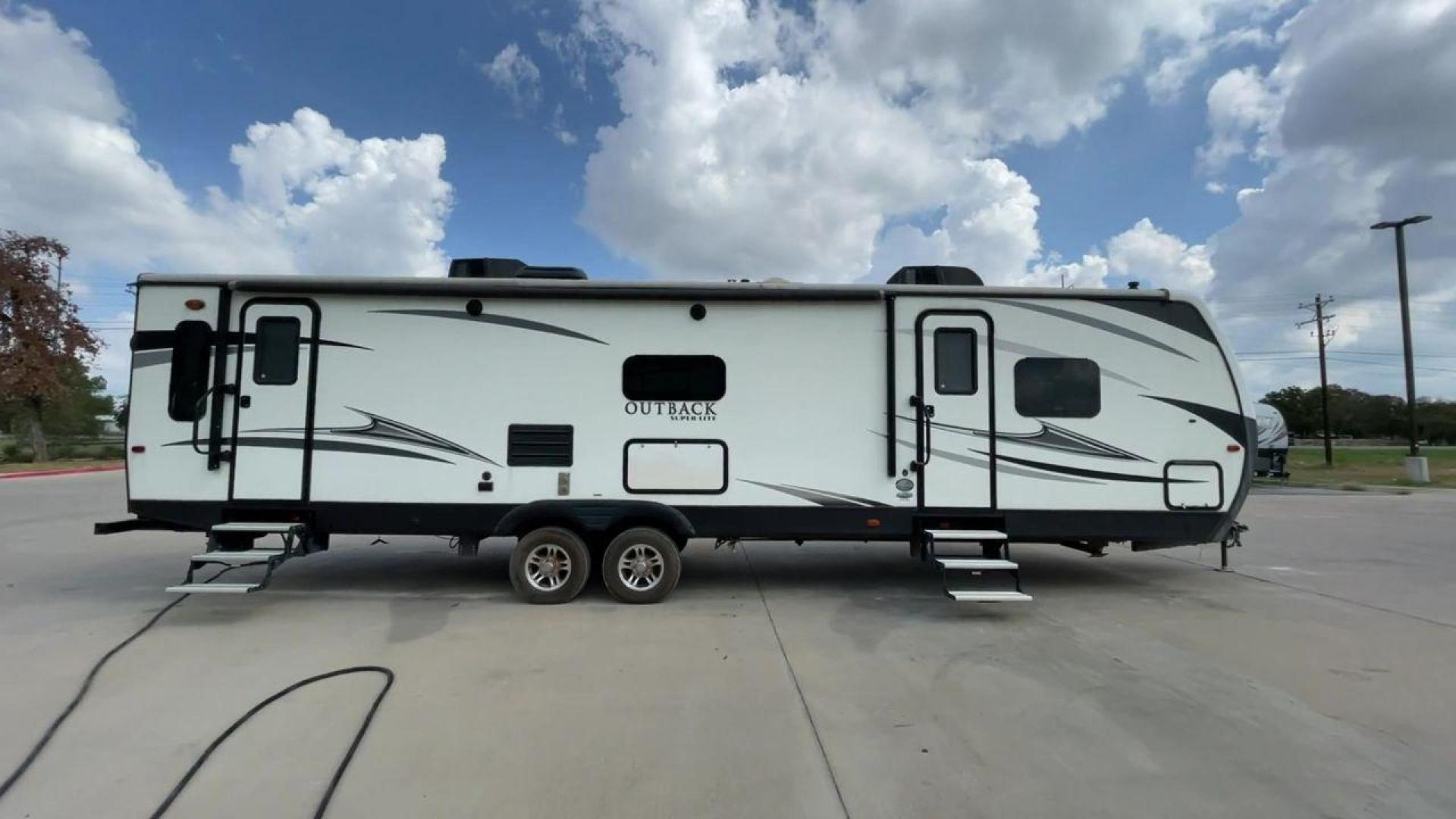 2017 OUTBACK 334RL - (4YDT33422HB) , Length: 37.83 ft. | Dry Weight: 8,155 lbs. | Gross Weight: 10,500 lbs | Slides: 2 transmission, located at 4319 N Main Street, Cleburne, TX, 76033, (817) 221-0660, 32.435829, -97.384178 - Photo#2