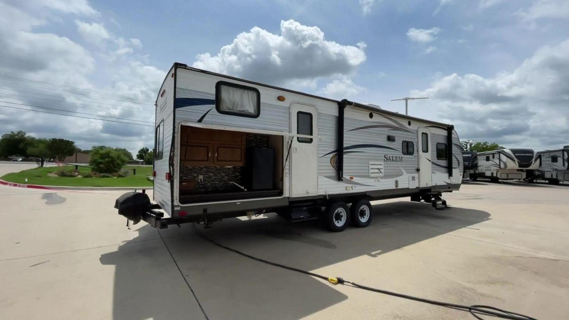 2017 GRAY SALEM 32BHDS (4X4TSMH27H8) , Length: 35.67 ft. | Dry Weight: 7,955 lbs. | Gross Weight: 11,019 lbs. | Slides: 2 transmission, located at 4319 N Main Street, Cleburne, TX, 76033, (817) 221-0660, 32.435829, -97.384178 - Take on amazing journeys with the 2017 Salem 32BHDS travel trailer. This trailer provides an ideal combination of ample space and easy maneuverability, making it a great choice for your needs. With two slides, this RV offers plenty of interior space to comfortably accommodate your family and friends - Photo#1