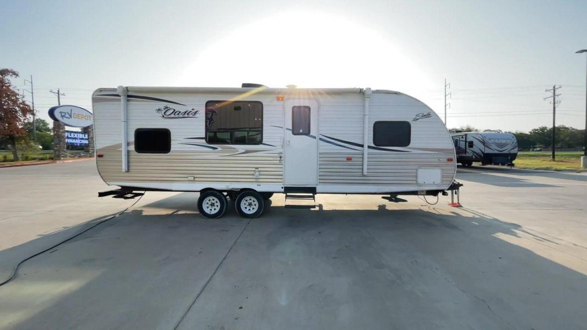 2017 WHITE SHASTA OASIS 25RS - (5ZT2SSPB4HE) , Length: 28.92 ft. | Dry Weight: 4,630 lbs. | Gross Weight: 7,508 lbs. | Slides: 1 transmission, located at 4319 N Main Street, Cleburne, TX, 76033, (817) 221-0660, 32.435829, -97.384178 - Travel in style and luxury with the 2017 Shasta Oasis 25RS travel trailer. This well-thought-out RV is the best option for your vacation and camping excursions since it provides the optimal balance of comfort, style, and family-friendly features. This unit has dimensions of 28.92 ft in length, 8 - Photo#2