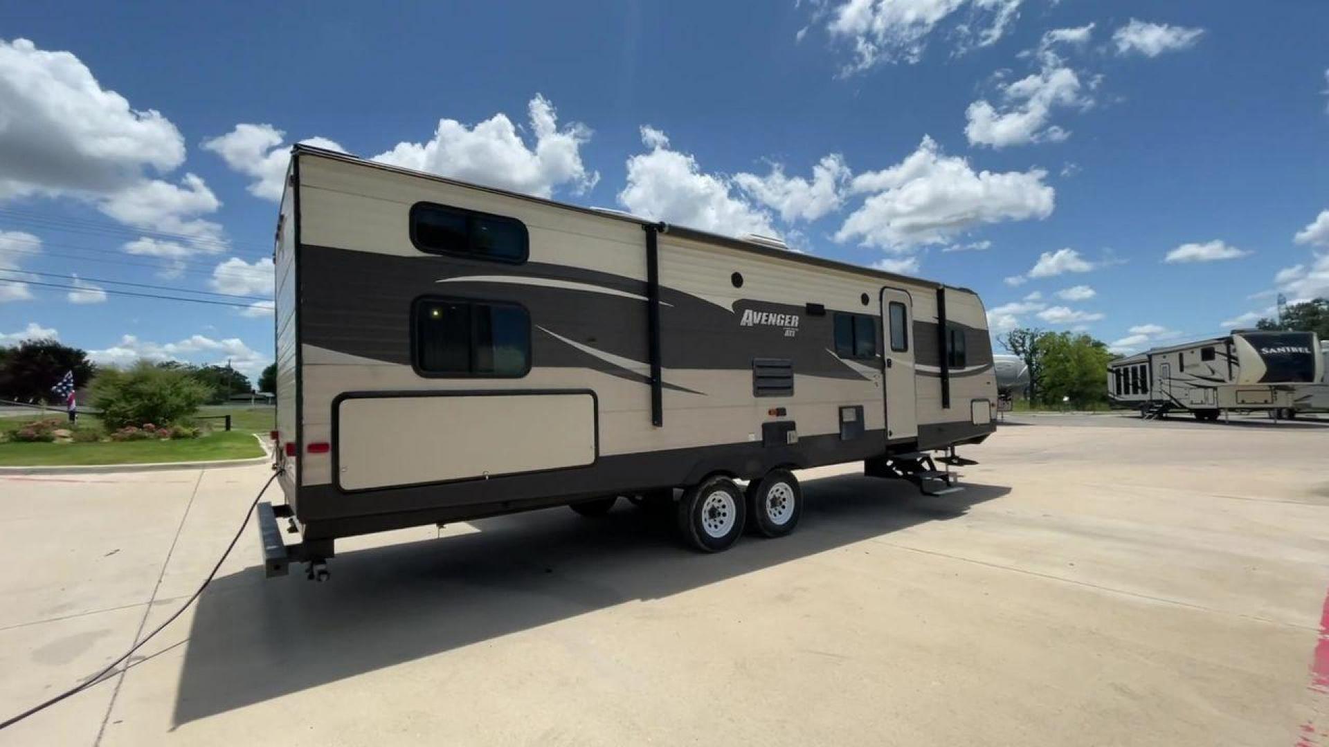 2018 FOREST RIVER AVENGER 27DBS (5ZT2AVSB2JB) , Length: 32.92 ft. | Dry Weight: 6,652 lbs. | Slides: 1 transmission, located at 4319 N Main Street, Cleburne, TX, 76033, (817) 221-0660, 32.435829, -97.384178 - Experience the ideal blend of luxury and exploration with the Forest River Avenger 27DBS Travel Trailer from 2018. For families or groups of friends looking for a roomy and fully furnished mobile home, this well-thought-out travel trailer is perfect. The dimensions for this unit are 32.92 ft in l - Photo#1