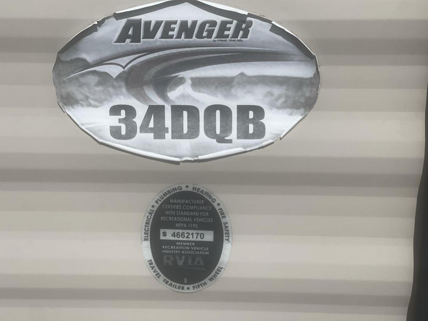 2018 FOREST RIVER AVENGER 34DQB (5ZT2AVZB6JB) , located at 4319 N Main Street, Cleburne, TX, 76033, (817) 221-0660, 32.435829, -97.384178 - Photo#22