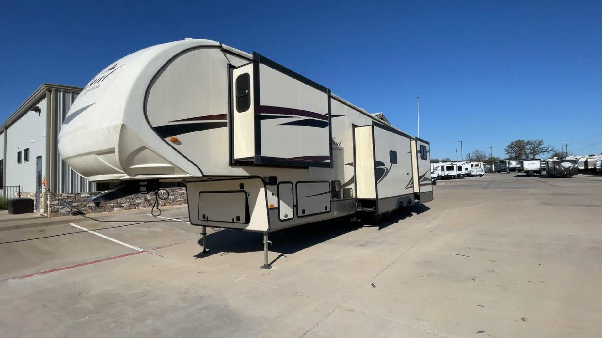 2018 TAN FOREST RIVER CARDINAL EXPLORER 38 (4X4FCAP2XJG) , Length: 42.08 ft. | Dry Weight: 13,289 lbs. | Gross Weight: 16,514 lbs. | Slides: 4 transmission, located at 4319 N Main Street, Cleburne, TX, 76033, (817) 221-0660, 32.435829, -97.384178 - This 2018 Forest River Cardinal Explorer 383BH fifth wheel measures just over 37' in length. It is a dual axle, aluminum wheel setup with a dry weight of 13,289 lbs and has a carrying capacity of 3,225 lbs. This fifth wheel has four slides. The rear of the fifth wheel holds the first bedroom and - Photo#5